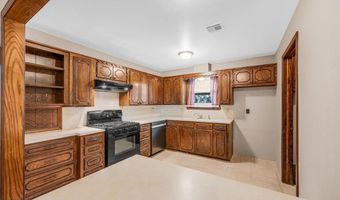 817 Windsor, Altus, OK 73521