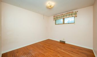 237 Todd Cir, Ames, IA 50014