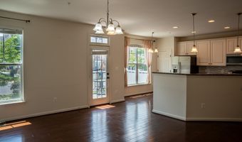 42243 CANARY GRASS Sq, Aldie, VA 20105