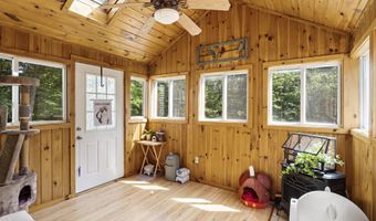 44 McQuade Brook Rd, Bedford, NH 03110