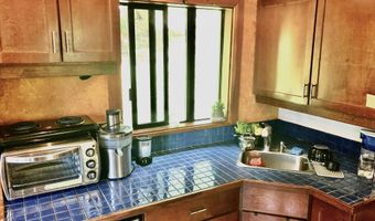 1073 Nanihoku Pl, Haiku, HI 96708