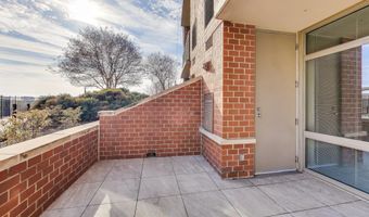 3650 S GLEBE Rd 264, Arlington, VA 22202