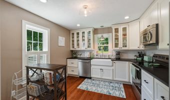 404 Big Bend Rd, Barboursville, WV 25504