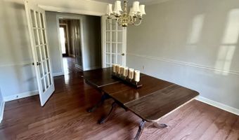 504 Holmes St, Belzoni, MS 39038