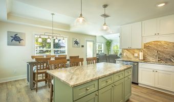 111 11th St, Apalachicola, FL 32320