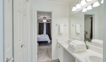 921 Hollyhock Ct, Boiling Springs, SC 29316