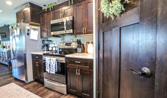 1203 Nano Nagle Ave, Aberdeen, SD 57401