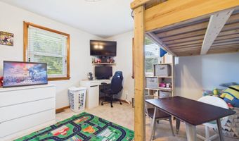 2763 W Hickory Dr, Anderson, IN 46013