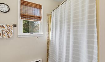 247 SERPENTINE Dr, Bayville, NJ 08721