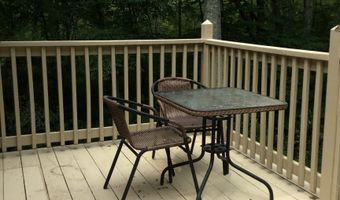 55 Founders Vlg 55, Clinton, CT 06413