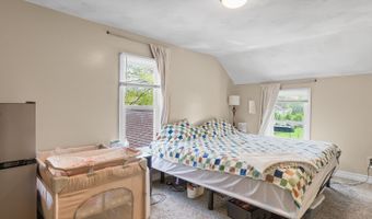 418 Ormsby St, Adrian, MI 49221