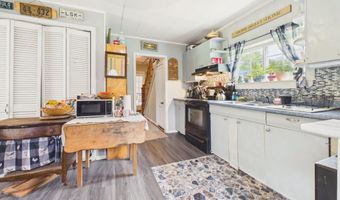579 Sheridan Rd, Ashland, ME 04732