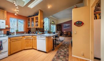 498 KLAMATH Ave SE, Bandon, OR 97411