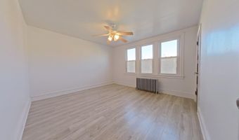 5929 N LEITHGOW St, Philadelphia, PA 19120