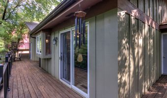608 Manor Ct, Altoona, WI 54720