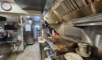13 Old Mill Rd, Arlington, VT 05250