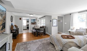 89 Olney Dr, Amherst, NY 14226