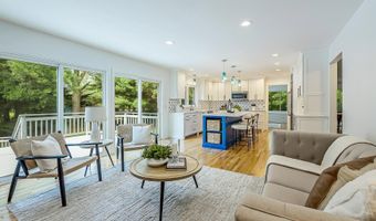 3999 Edmonton Ct, Ann Arbor, MI 48103