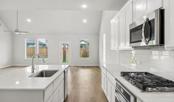 729 Lyft Ln, Aledo, TX 76008