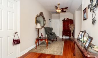 5273 Bentley Dr, Baker, LA 70714