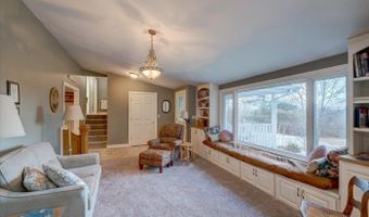 7422 Loy Rd, Arena, WI 53503