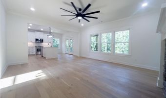 8 Rearsby Ln, Bella Vista, AR 72715