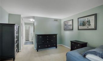 5334 Lindley Ave 219, Encino, CA 91316