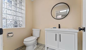 2206 E Carson St, Airville, PA 15203