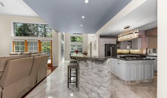 2086 Valleyview Dr, Ann Arbor, MI 48105