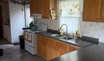 153 Sparrow Dr, Augusta, ME 04330