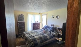 947 Lakeshore Dr, Brighton, VT 05846