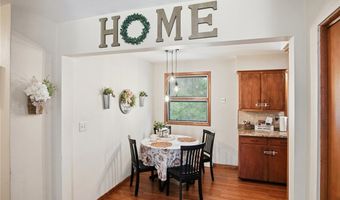 2239 Springfield Center Rd, Akron, OH 44312