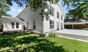 2421 S Shore Dr, Biloxi, MS 39532