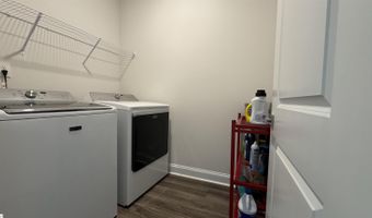 1984 Crumhorn Ave, Boiling Springs, SC 29316