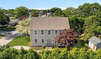 42 Camden Rd, Narragansett, RI 02882