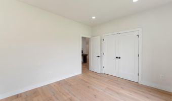 209 Bedford Forest Ave, Anderson, SC 29625