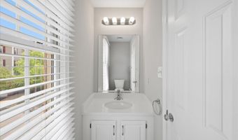 299 S PICKETT St, Alexandria, VA 22304