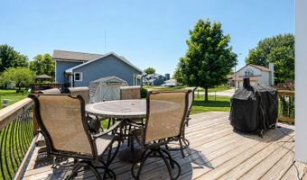 802 13th St SE, Altoona, IA 50009