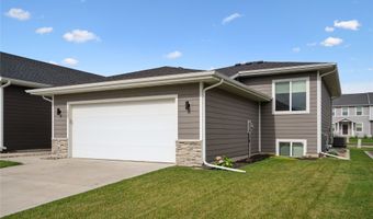 137 Wilder Ln, Ames, IA 50014