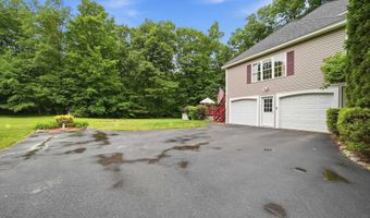 43 Emerson Rd, Chester, NH 03036