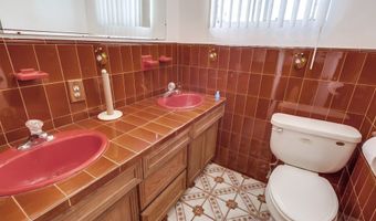 720 W 108th St, Los Angeles, CA 90044