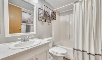 1001 Sunshine Run, Arnolds Park, IA 51331