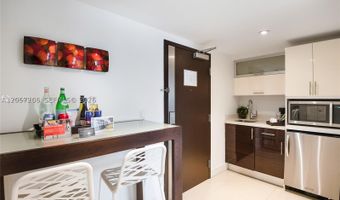 290 Bal Bay Dr 107, Bal Harbour, FL 33154