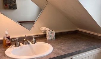 226 Washington St, Bath, ME 04530