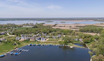 40729 N North Newport Dr, Antioch, IL 60002
