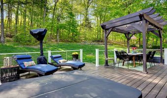 11 Haley Ridge Rd, Beacon Falls, CT 06403