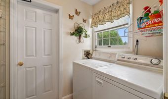 54 Storm Jib Ct, Bayville, NJ 08721