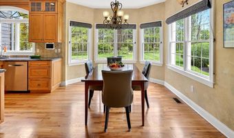 3 RAYMOND Ln, Belle Mead, NJ 08502