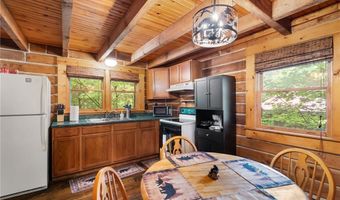 3330 Shamrock Ln, Birdseye, IN 47513
