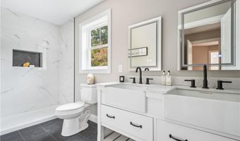 156 Potter St, Cranston, RI 02910